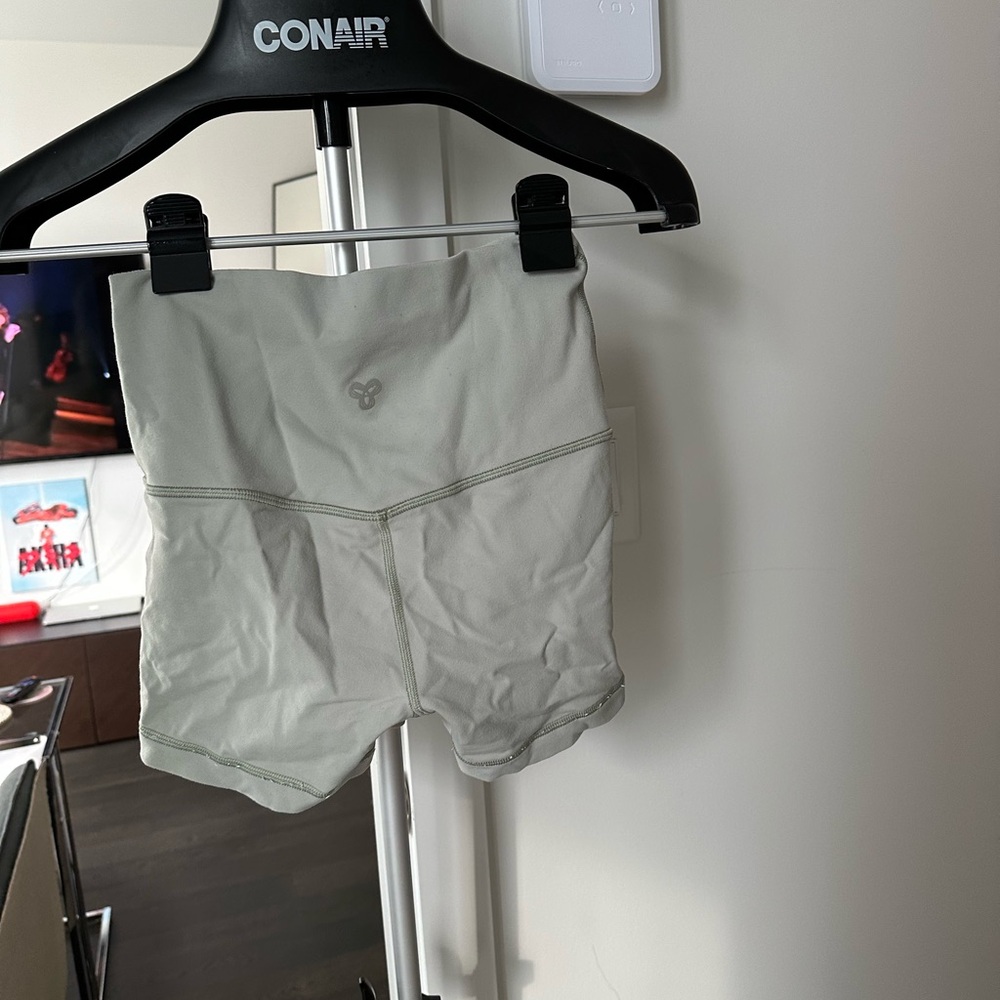 TNA 3” workout shorts in muted green